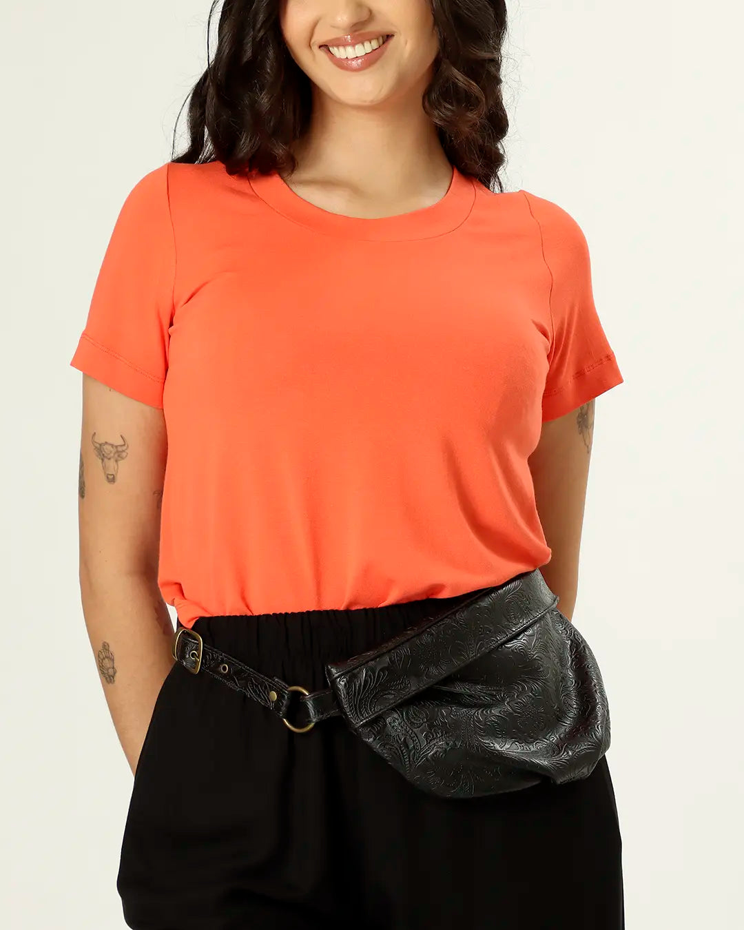 CAMISETA RETA - CORAL