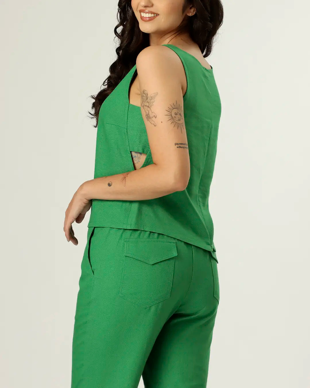 CALÇA UNIQUE - VERDE FOLHA