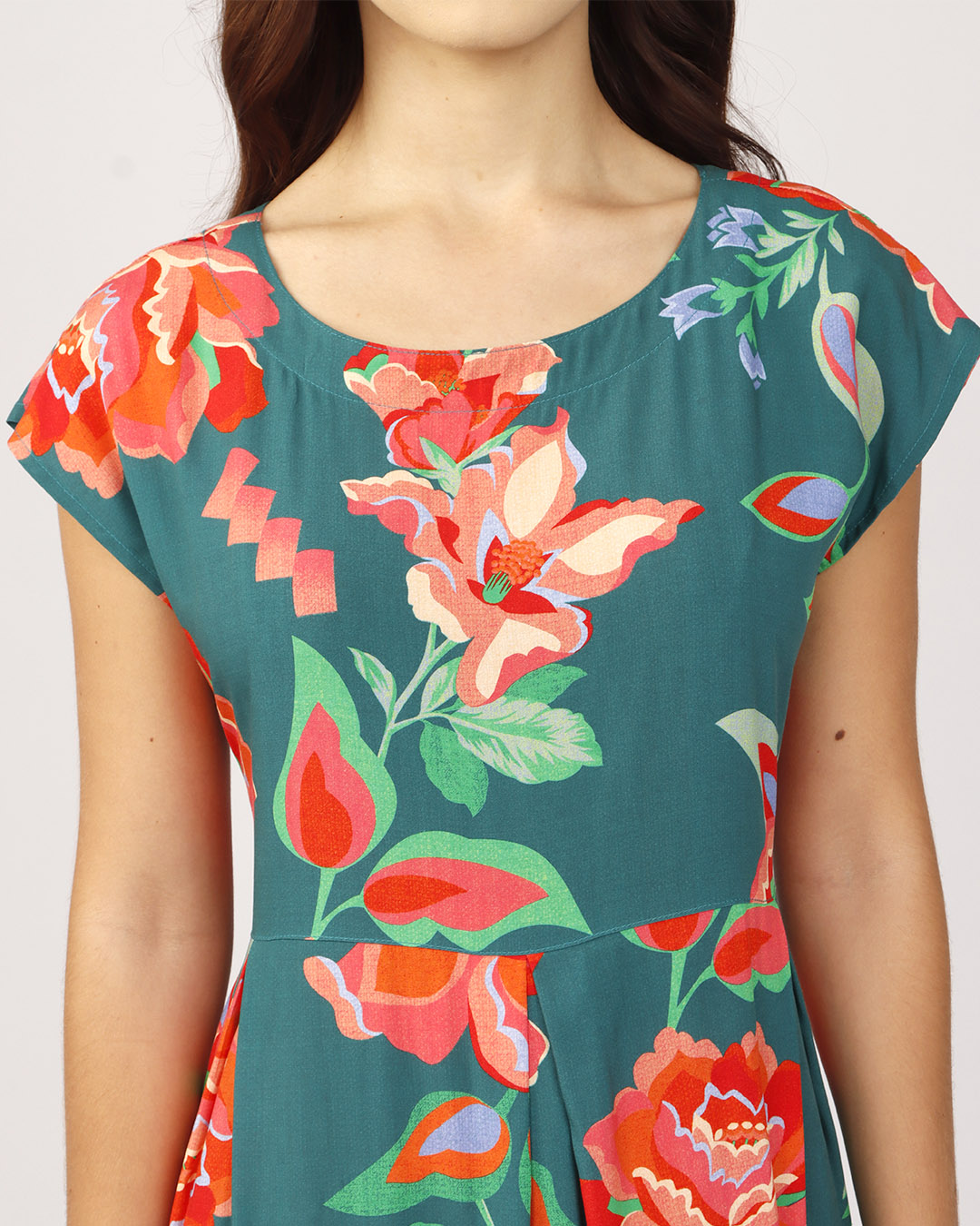 VESTIDO NÚCLEO - ESTAMPA FLORAL