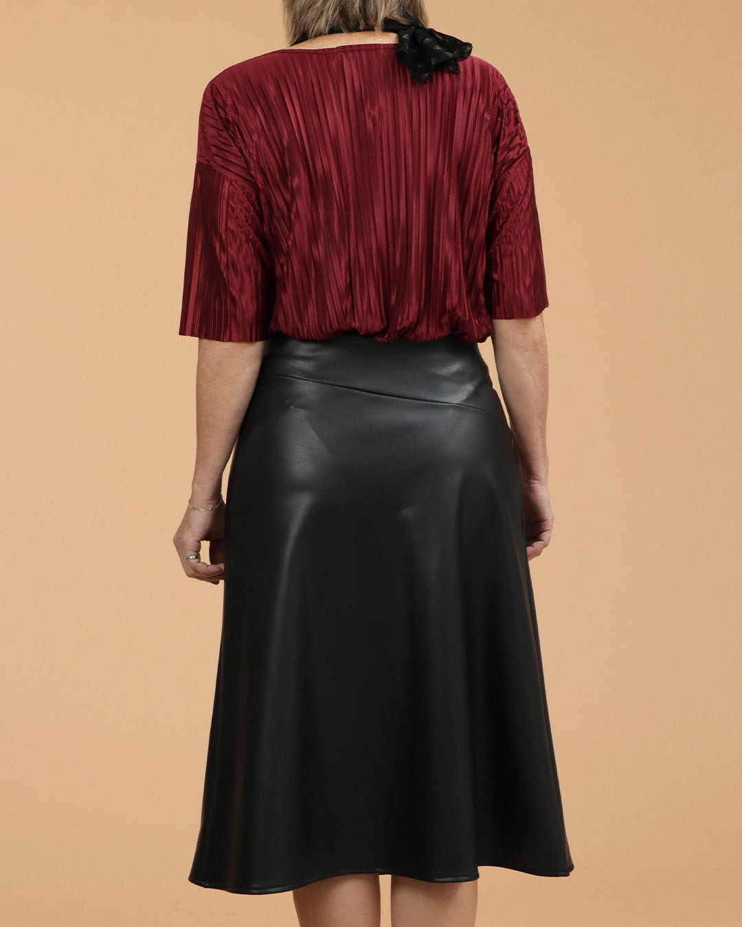 Saia Anel - Black Leather